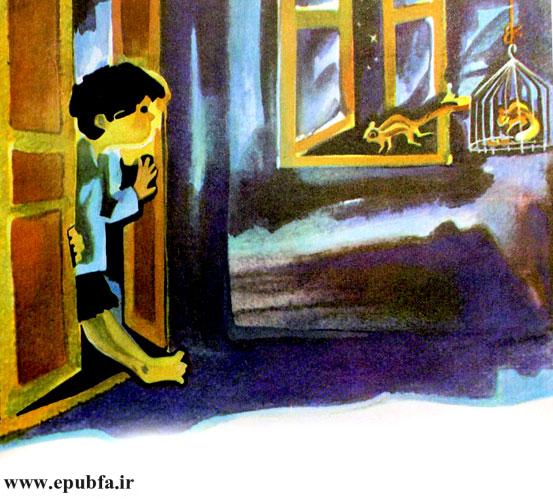 همینکه چشم سنجاب مادر به راوی افتاد، از پنجره فرار کرد.